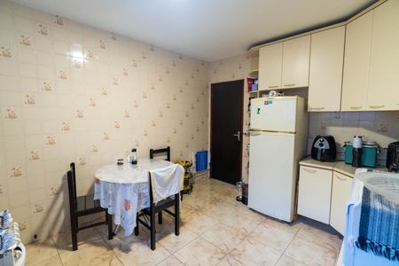 Casa à venda com 160m², 2 quartos e 1 vaga Casa à venda com 160m², 2 quartos e 1 vagaCozinha