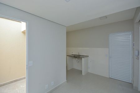 Sala/Cozinha de apartamento para alugar com 1 quarto, 40m² em Jardim Anhanguera, São Paulo