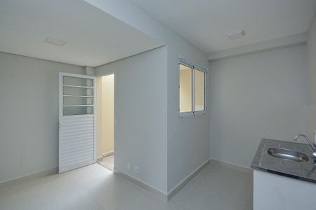 Sala/Cozinha de apartamento para alugar com 1 quarto, 40m² em Jardim Anhanguera, São Paulo