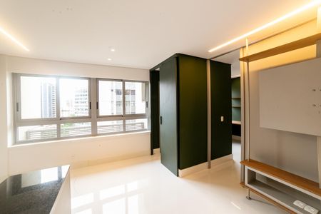 Sala de apartamento para alugar com 1 quarto, 44m² em Funcionários, Belo Horizonte