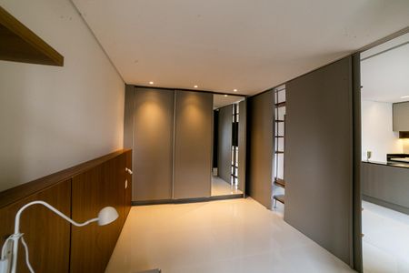 Suíte de apartamento para alugar com 1 quarto, 44m² em Funcionários, Belo Horizonte