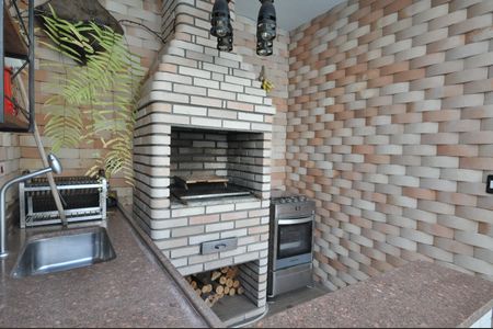 Casa à venda com 300m², 3 quartos e 5 vagasChurrasqueira