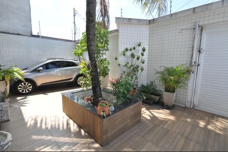 Casa à venda com 250m², 3 quartos e 5 vagasJardim