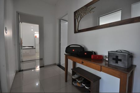 Casa à venda com 300m², 3 quartos e 5 vagasHall de circulação