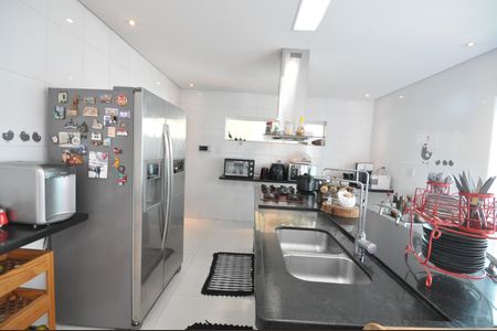 Casa à venda com 300m², 3 quartos e 5 vagasCozinha