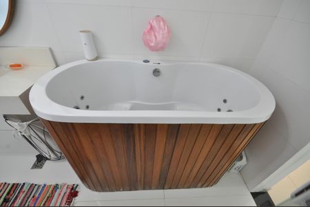 Casa à venda com 300m², 3 quartos e 5 vagasBanheiro da Suíte Master