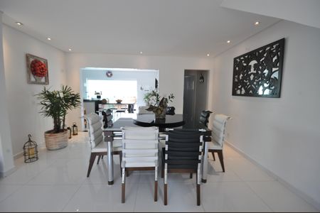 Casa à venda com 300m², 3 quartos e 5 vagasSala de Jantar