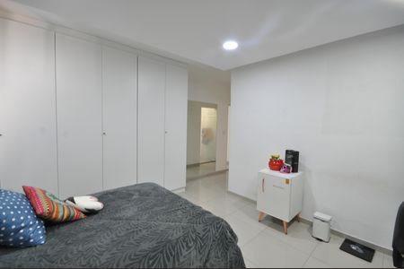 Casa à venda com 300m², 3 quartos e 5 vagasSuíte 3