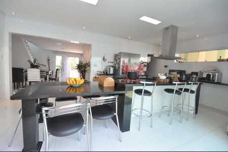 Casa à venda com 300m², 3 quartos e 5 vagasCozinha