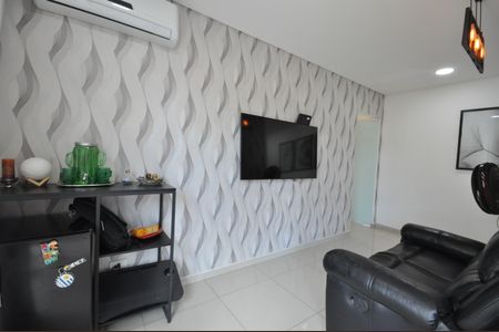 Casa à venda com 250m², 3 quartos e 5 vagasSala de TV da Suíte Master