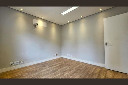 Casa para alugar com 250m², 3 quartos e 3 vagas Casa para alugar com 250m², 3 quartos e 3 vagasQuarto 3