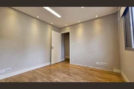 Casa para alugar com 250m², 3 quartos e 3 vagas Casa para alugar com 250m², 3 quartos e 3 vagasQuarto 3