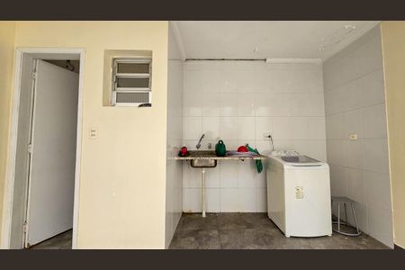 Casa para alugar com 250m², 3 quartos e 3 vagas Casa para alugar com 250m², 3 quartos e 3 vagasEdicula