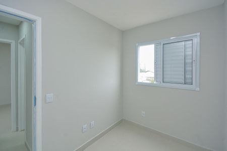 Quarto 1 de apartamento para alugar com 2 quartos, 65m² em Jardim Anhanguera, São Paulo