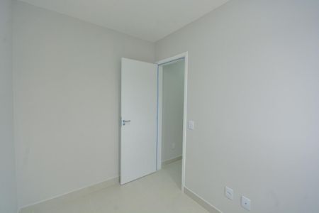Quarto 1 de apartamento para alugar com 2 quartos, 65m² em Jardim Anhanguera, São Paulo