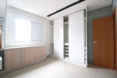 Apartamento para alugar com 105m², 3 quartos e 2 vagasQuarto 3 - Suíte