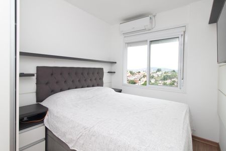 Quarto 2 de apartamento para alugar com 2 quartos, 52m² em Santo Antônio, Porto Alegre
