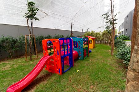 Apartamento para alugar com 42m², 1 quarto e 1 vaga Apartamento para alugar com 42m², 1 quarto e 1 vagaÁrea comum - Playground