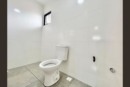 Apartamento para alugar com 42m², 2 quartos e sem vaga Apartamento para alugar com 42m², 2 quartos e sem vagaBanheiro