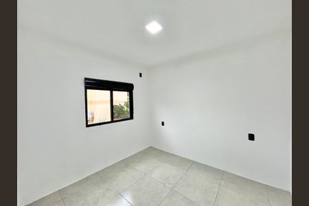 Quarto 2 de apartamento para alugar com 2 quartos, 29m² em Rondônia, Novo Hamburgo
