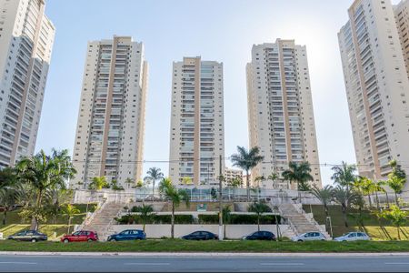 Apartamento para alugar com 123m², 3 quartos e 2 vagasFachada