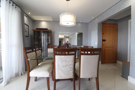 Apartamento para alugar com 123m², 3 quartos e 2 vagasSala