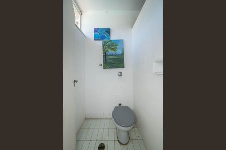 Casa à venda com 682m², 4 quartos e 12 vagas Casa à venda com 682m², 4 quartos e 12 vagasAteliê