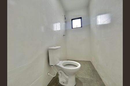 Banheiro de apartamento para alugar com 1 quarto, 29m² em Rondônia, Novo Hamburgo