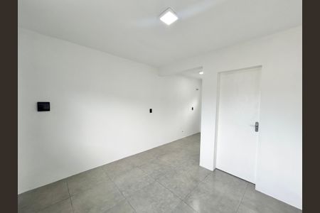 Sala de apartamento para alugar com 1 quarto, 29m² em Rondônia, Novo Hamburgo