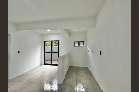 Sala - Cozinha de apartamento para alugar com 2 quartos, 42m² em Rondônia, Novo Hamburgo