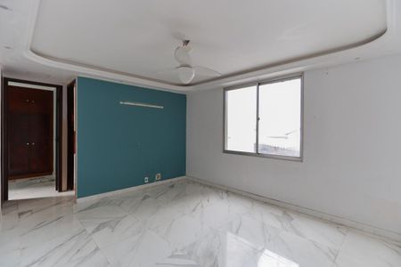 Sala de apartamento para alugar com 2 quartos, 45m² em Jardim dos Francos, São Paulo