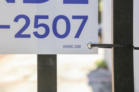 Casa de condomínio à venda com 87m², 2 quartos e 2 vagasPortão