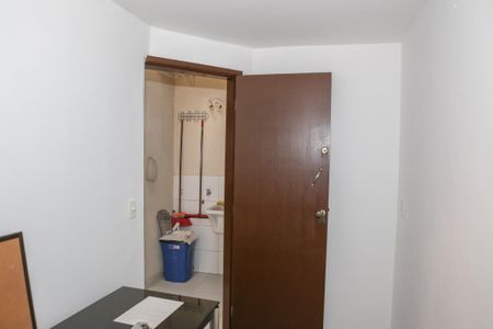 Casa de condomínio à venda com 87m², 2 quartos e 2 vagasEscritório