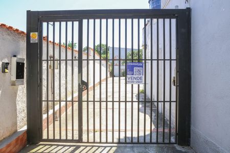 Casa de condomínio à venda com 87m², 2 quartos e 2 vagasPortão