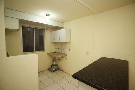 Apartamento à venda com 53m², 2 quartos e 1 vaga Apartamento à venda com 53m², 2 quartos e 1 vagaCozinha e Área de Serviço