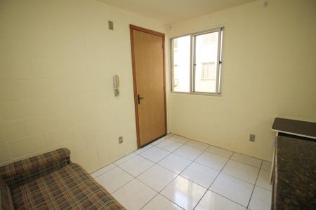 Sala de apartamento à venda com 2 quartos, 53m² em Vila Nova, Porto Alegre