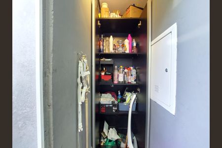 Casa de condomínio à venda com 130m², 3 quartos e 2 vagasÁrea de Serviço