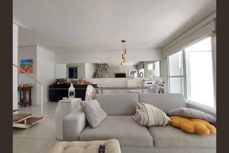 Casa de condomínio à venda com 130m², 3 quartos e 2 vagasSala