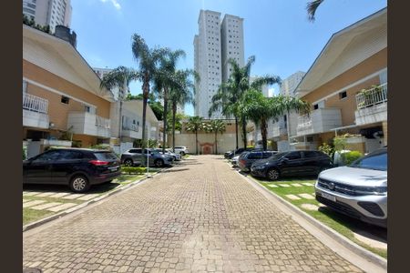 Casa de condomínio à venda com 130m², 3 quartos e 2 vagasÁrea comum