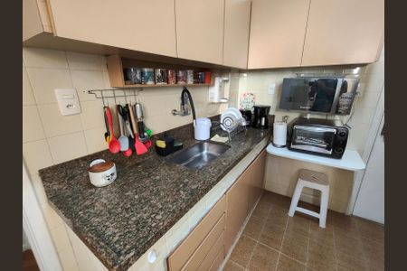 Apartamento à venda com 84m², 2 quartos e 1 vaga Apartamento à venda com 84m², 2 quartos e 1 vagaCozinha