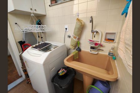 Apartamento à venda com 84m², 2 quartos e 1 vaga Apartamento à venda com 84m², 2 quartos e 1 vagaÁrea de Serviço