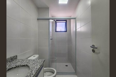 Apartamento para alugar com 55m², 2 quartos e 1 vaga Apartamento para alugar com 55m², 2 quartos e 1 vagaBanheiro da Suíte