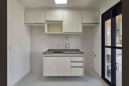 Apartamento para alugar com 55m², 2 quartos e 1 vaga Apartamento para alugar com 55m², 2 quartos e 1 vagaCozinha