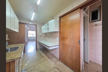 Apartamento à venda com 133m², 3 quartos e 1 vagaCozinha 