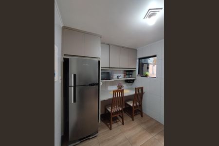 Casa à venda com 100m², 2 quartos e 1 vagaCozinha - Armários