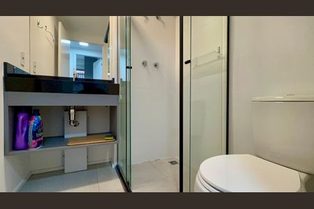 Apartamento para alugar com 57m², 2 quartos e sem vagaBanheiro