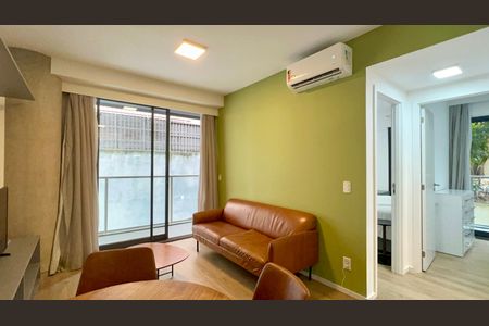 Sala de apartamento para alugar com 2 quartos, 57m² em Cerqueira César, São Paulo