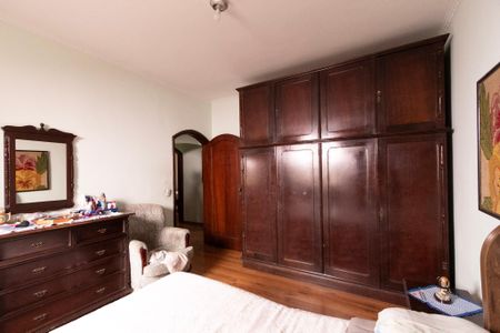 Casa para alugar com 290m², 5 quartos e 2 vagasQuarto 1