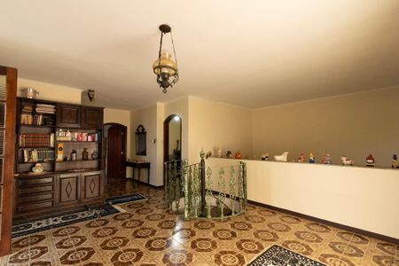 Casa para alugar com 290m², 5 quartos e 2 vagasSala Piso Superior 