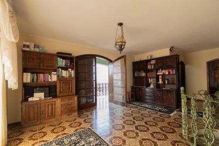 Casa para alugar com 290m², 5 quartos e 2 vagasSala Piso Superior 